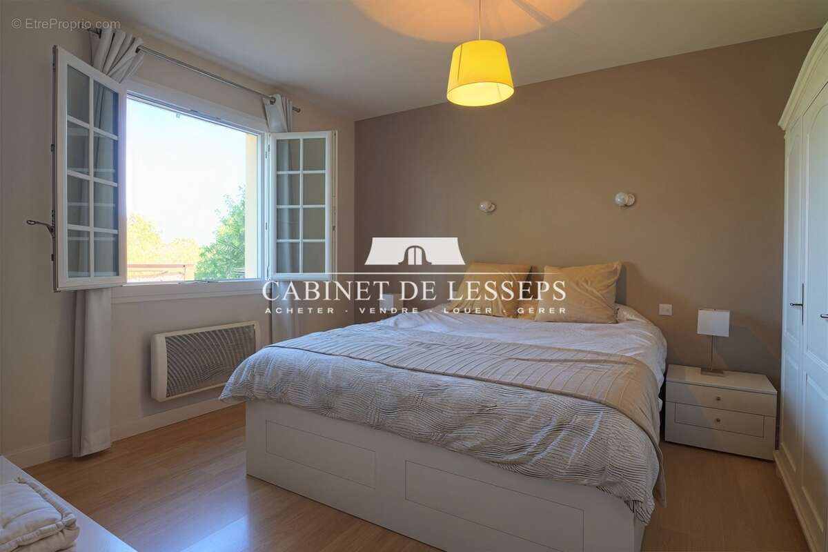 Maison à SAINT-MARTIN-DE-SEIGNANX