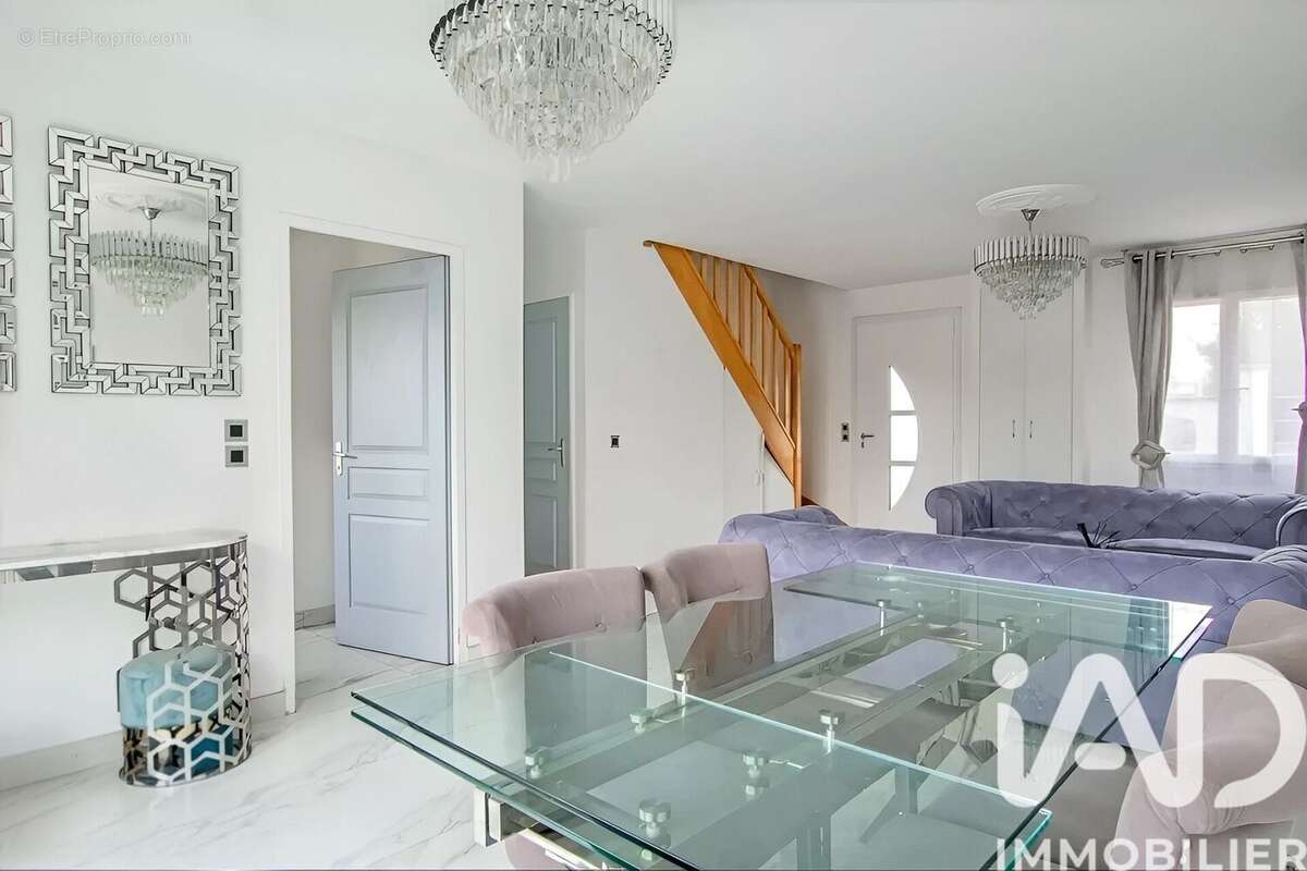 Photo 3 - Maison à LA VILLE-DU-BOIS