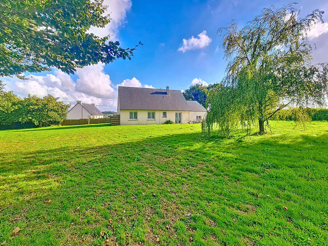 Maison à LANDIVISIAU