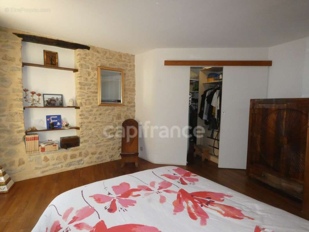 Laudun-maison de village 90m² avec cour et terrasse - photo 5