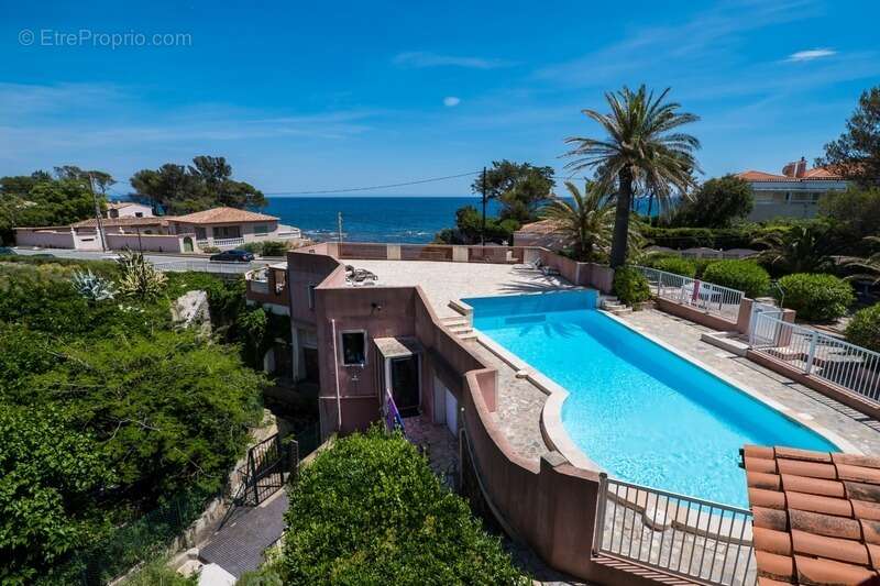 Appartement à FREJUS