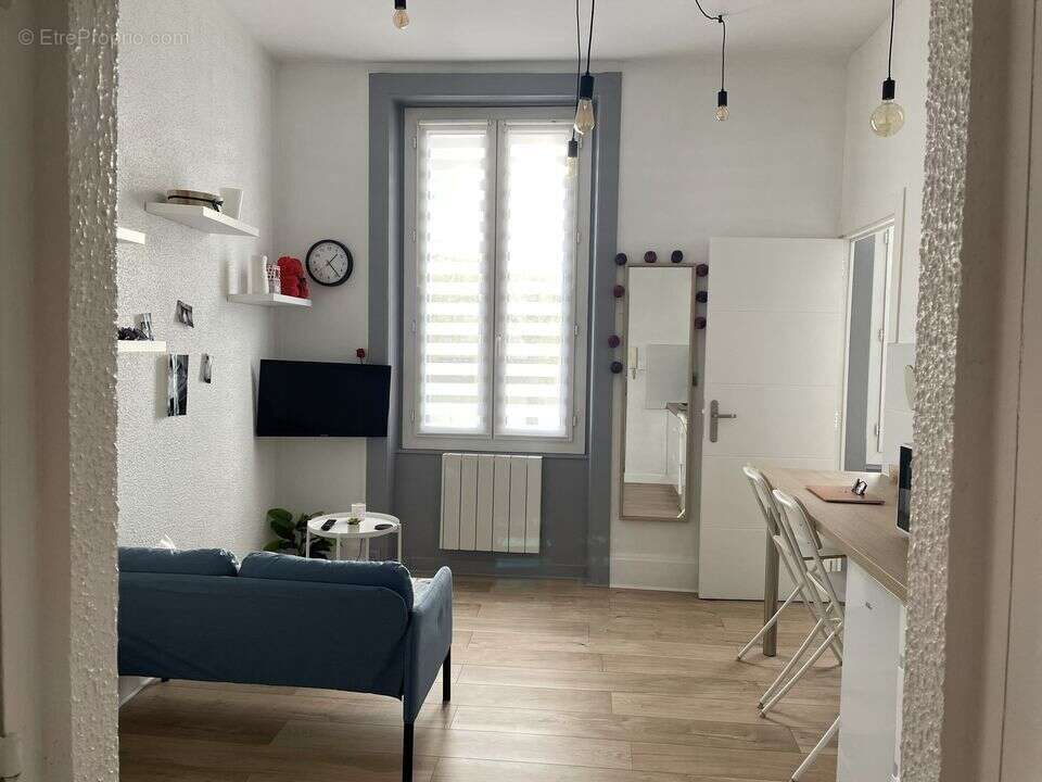 Appartement à SAINT-ETIENNE