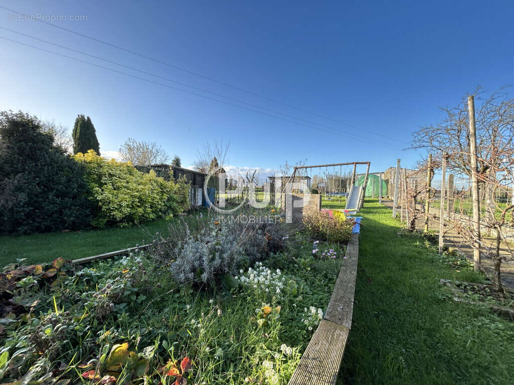 Maison à BERTINCOURT