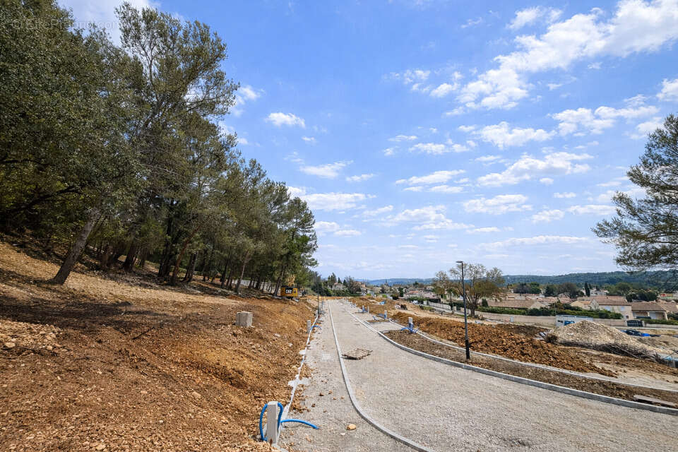 Terrain à MONTARNAUD