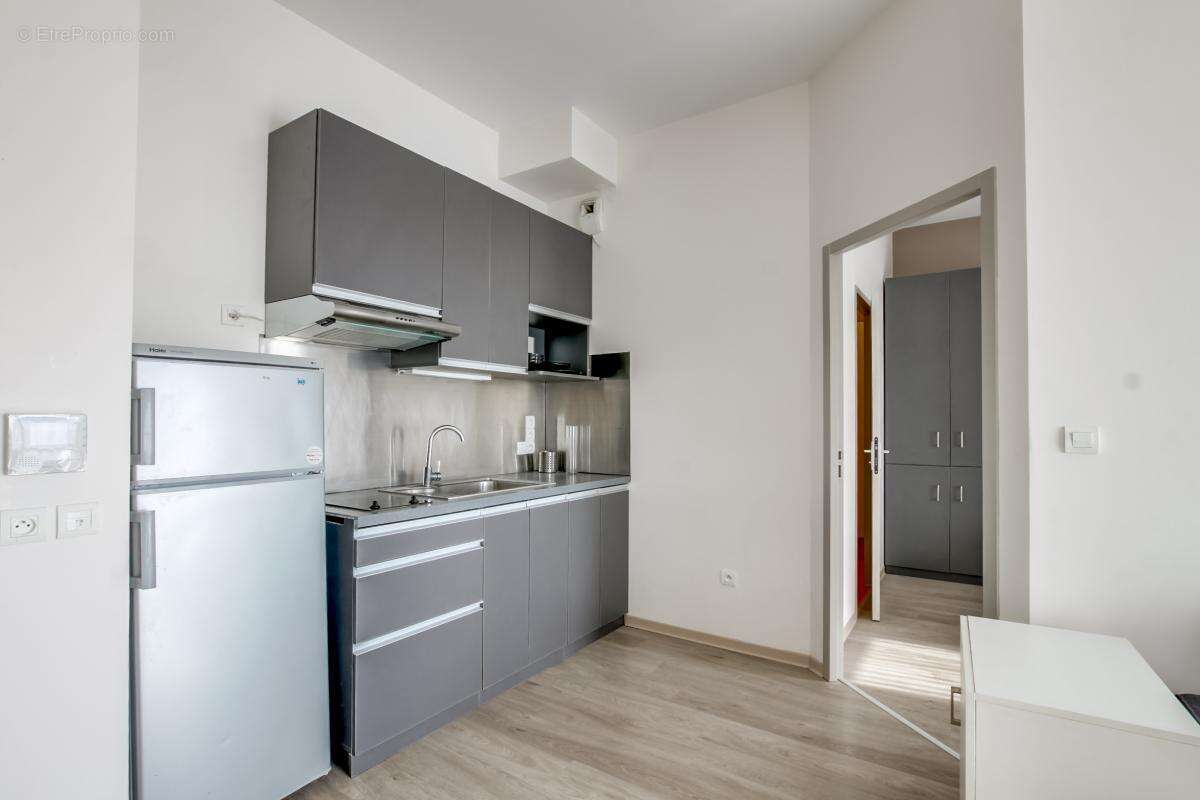 Très beau studio 21,37 m² – Résidence étudiante Lokora Jean Prouvé - Reims - photo 2