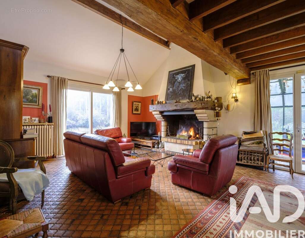 Photo 5 - Maison à DAMPIERRE-EN-YVELINES