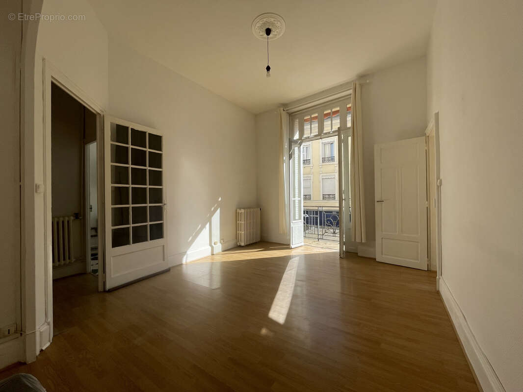 Appartement à VICHY