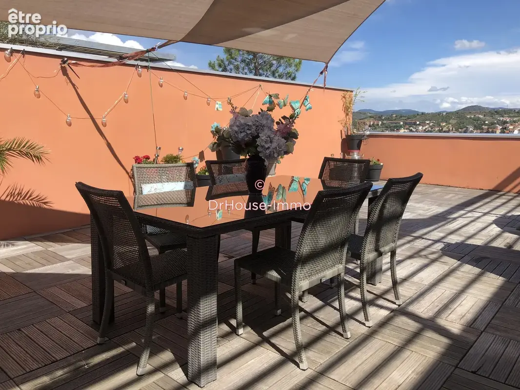 Appartement 4 pièces 97 m² à vendre à Le Puy-En-Velay (43000) - photo 2