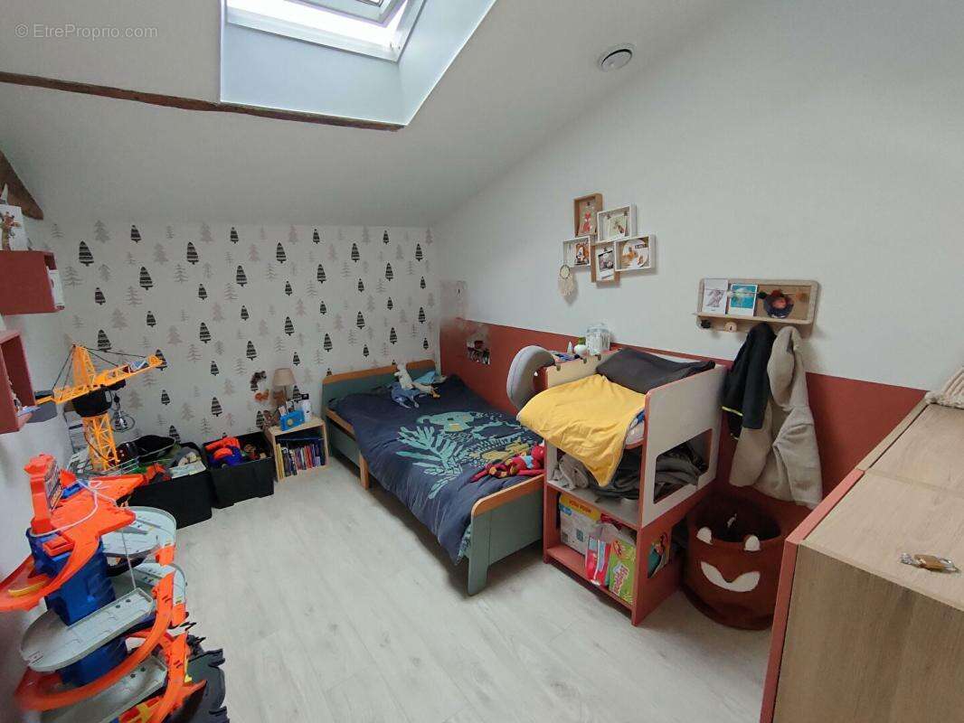 Maison à MORTAGNE-SUR-SEVRE