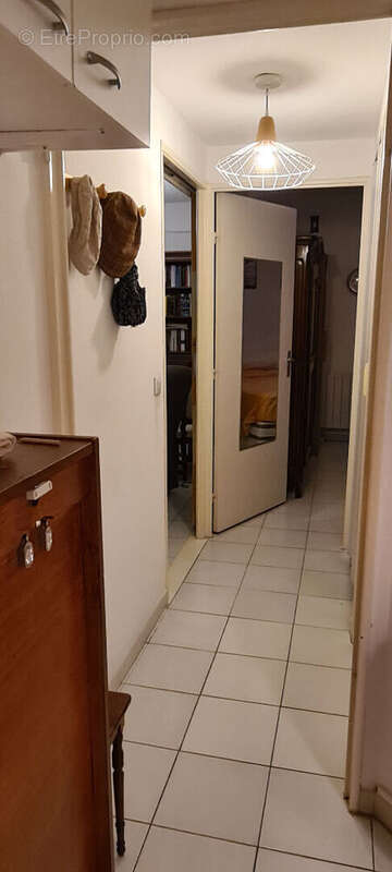 Montpellier Arceaux  appartement T2/T3 de 54m² avec caves et parking - photo 11