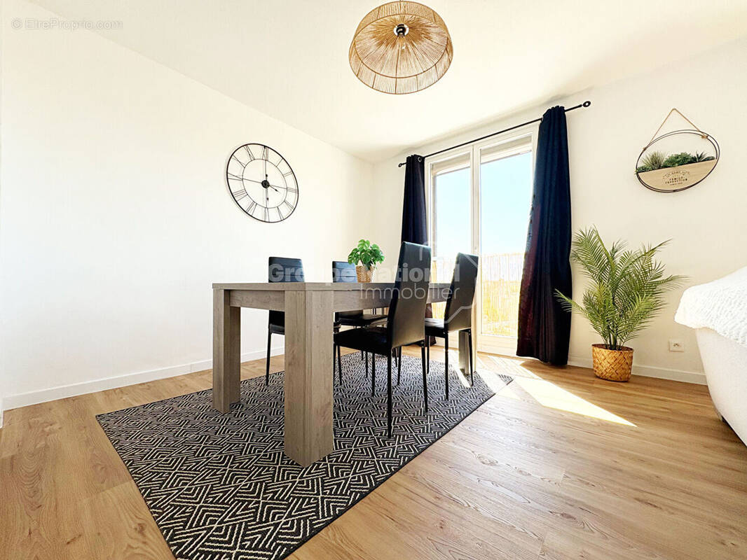 Appartement à SALON-DE-PROVENCE