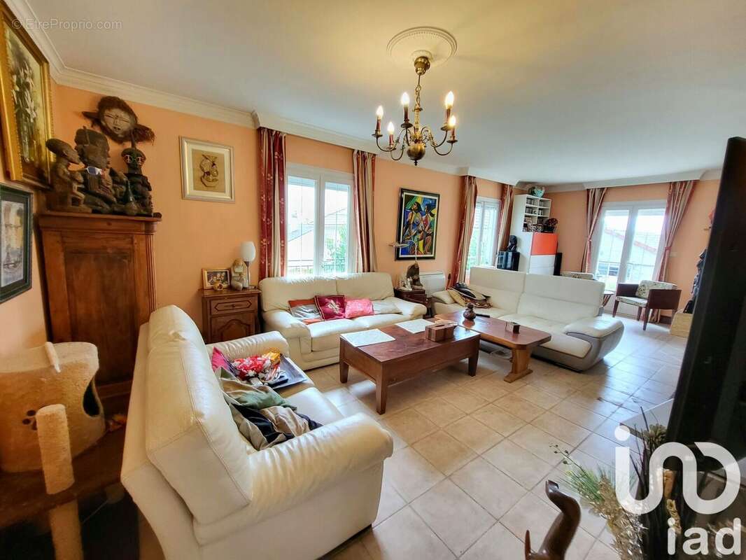 Photo 4 - Maison à THURE