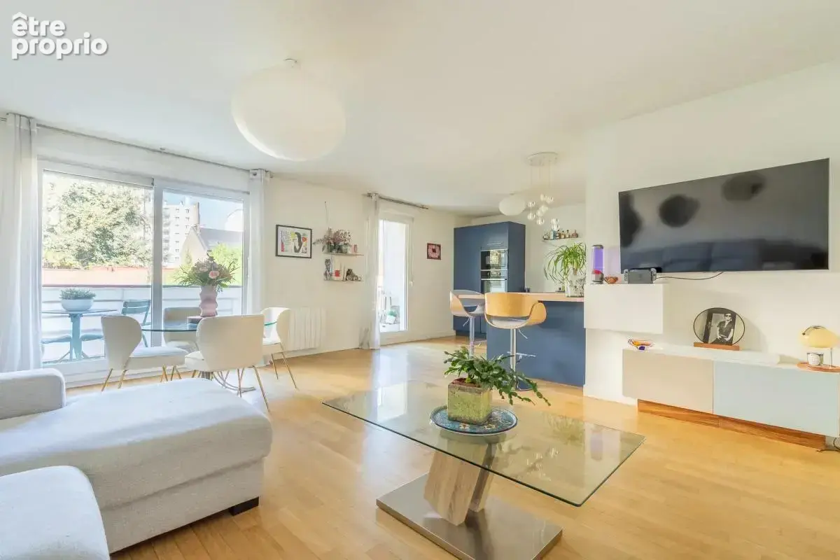 Appartement à NOGENT-SUR-MARNE