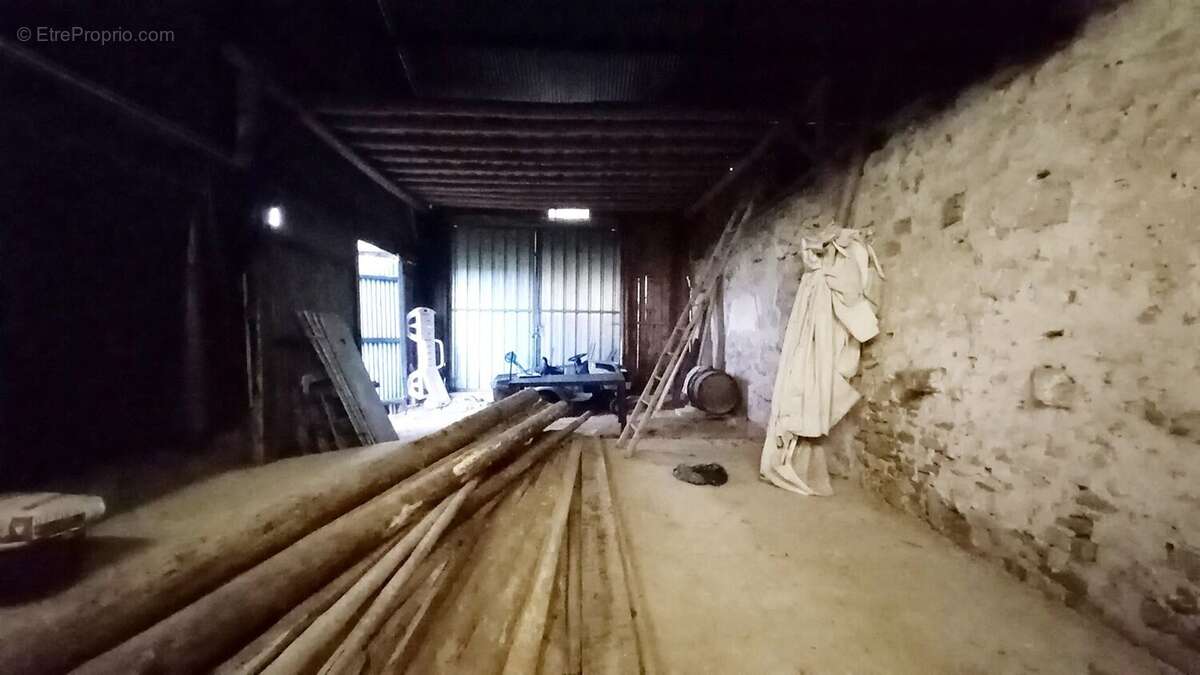 Maison à SAINT-BASLEMONT