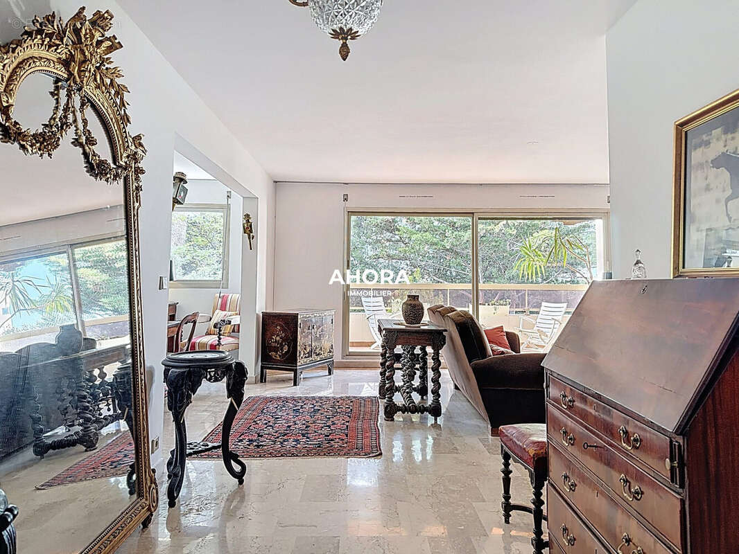 Appartement à MARSEILLE-9E