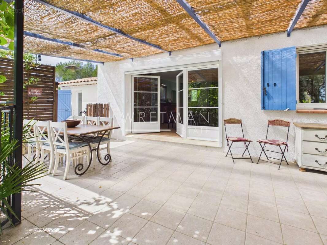 Maison à TRANS-EN-PROVENCE