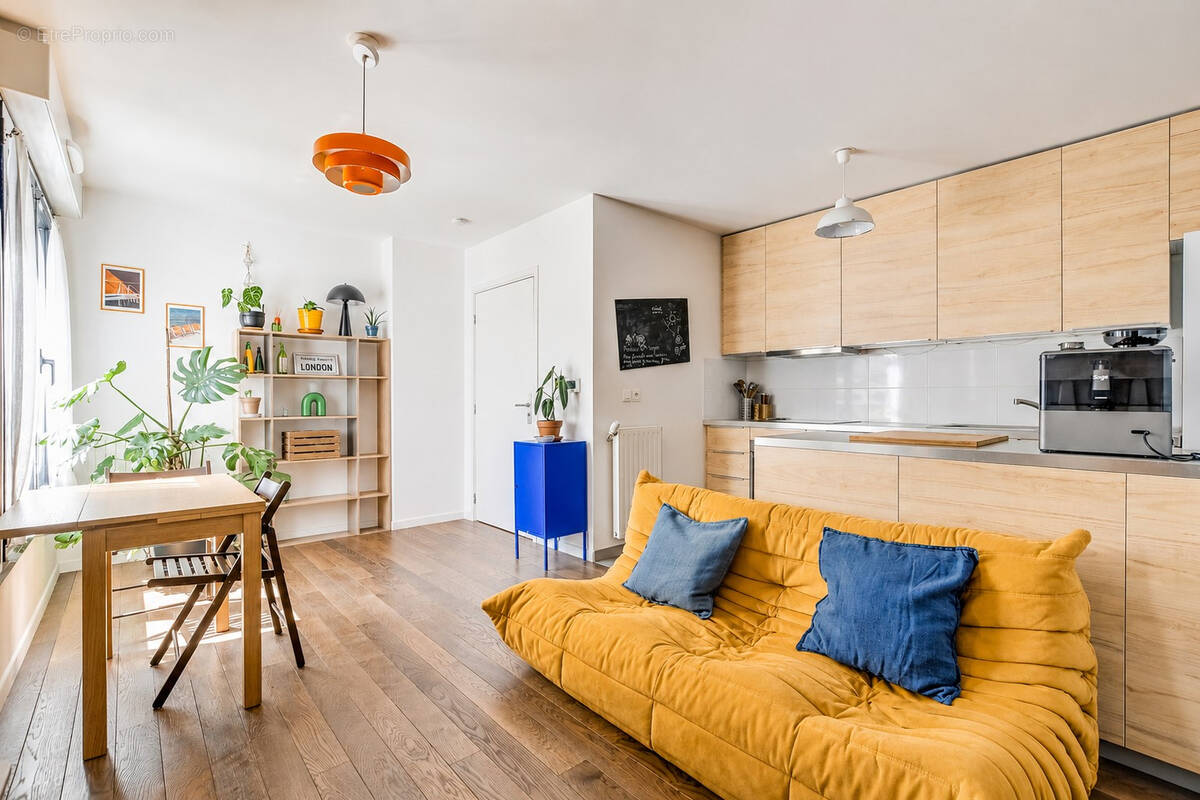 Appartement à PARIS-19E