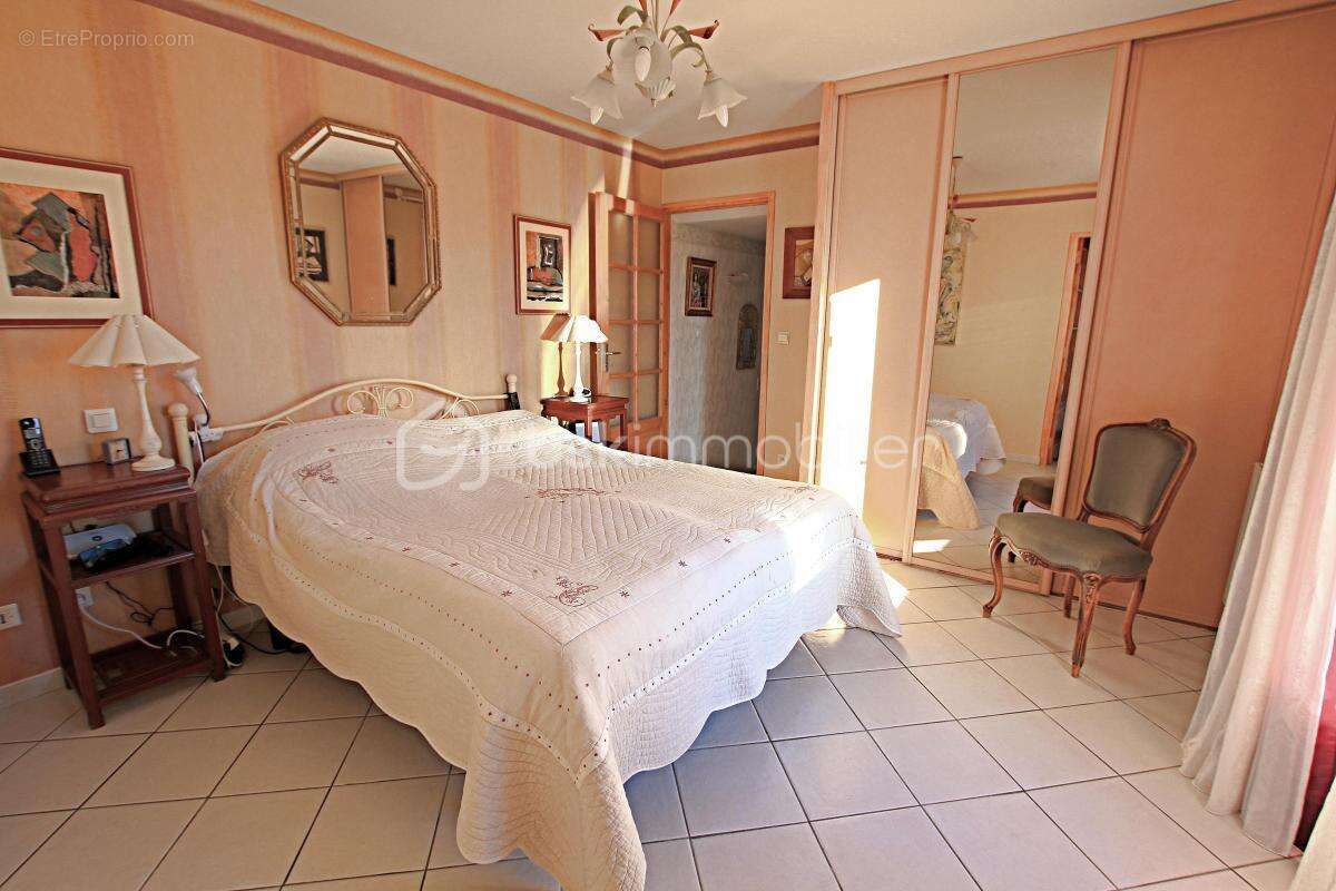 Maison à VILLELONGUE-DE-LA-SALANQUE