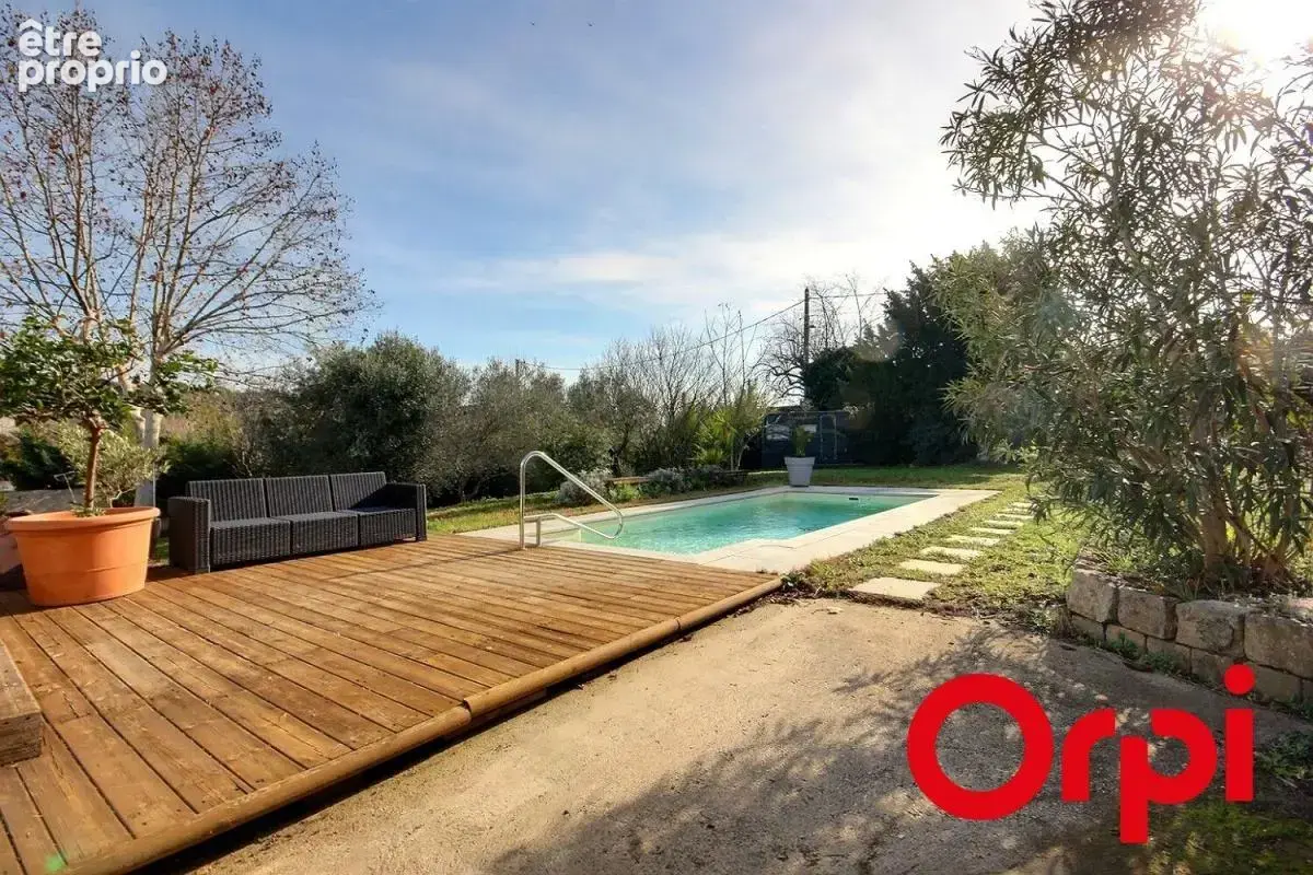 VILLA T6 (T4 + T2) sur 2700m² de terrain - Marseille 12ème - photo 4