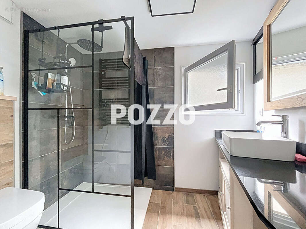 Maison à SAINT-PAIR-SUR-MER