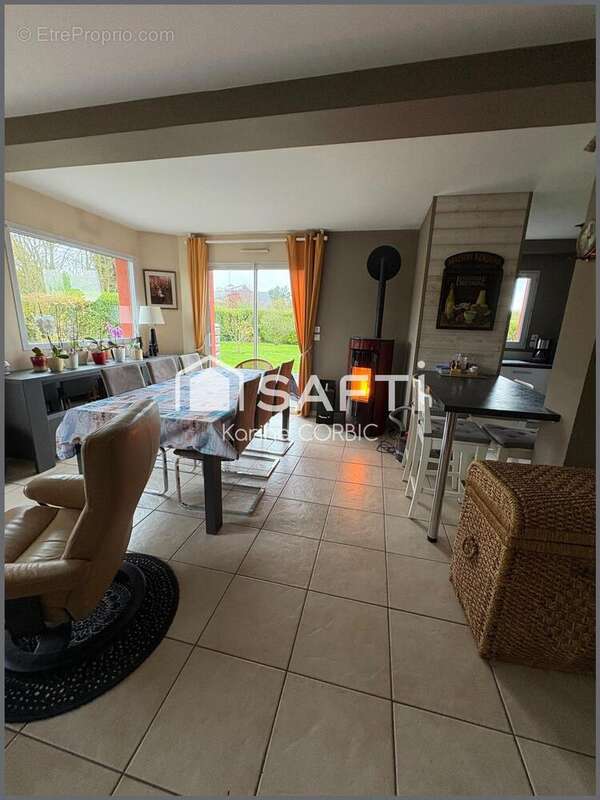 Photo 2 - Maison à TREGUIDEL