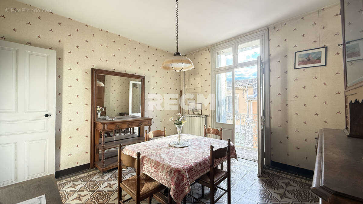 Appartement à LUNEL