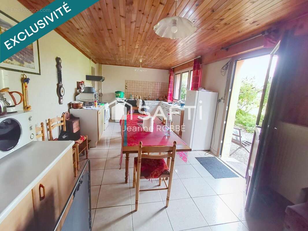 Photo 9 - Maison à SAULX-LE-DUC