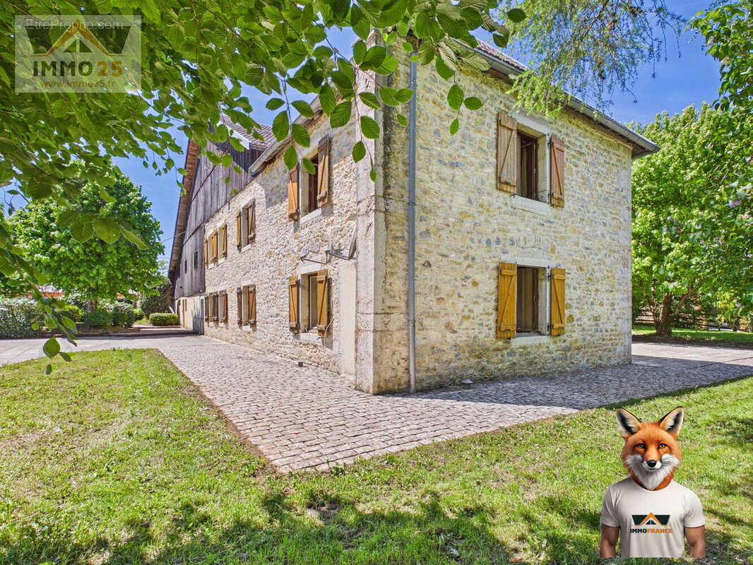 Maison à ORCHAMPS-VENNES