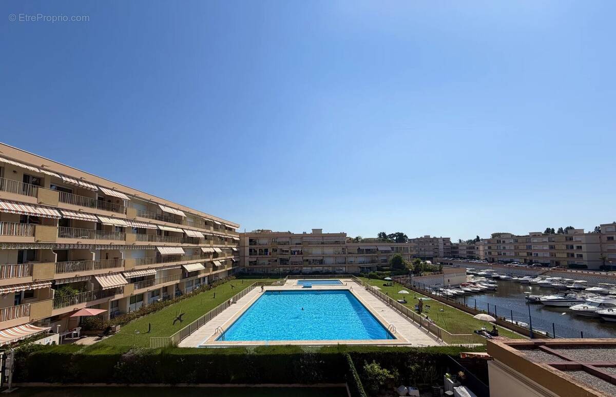Appartement à MANDELIEU-LA-NAPOULE