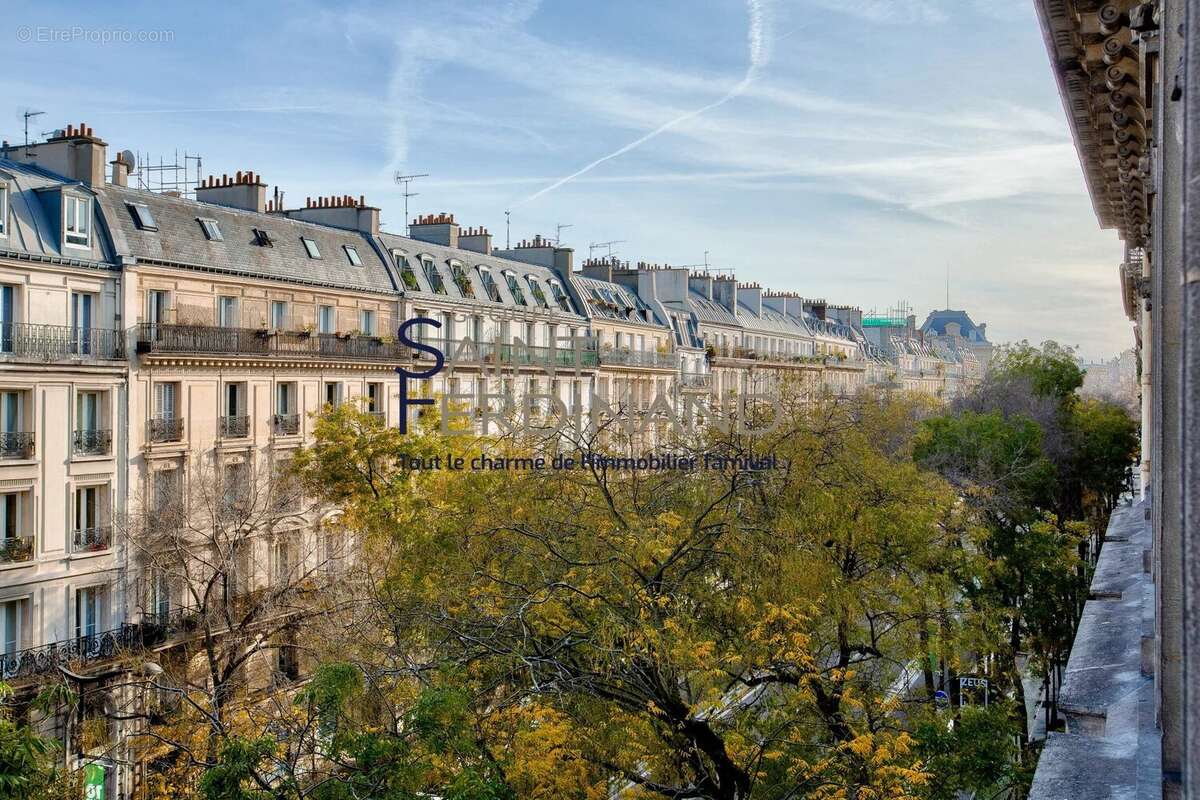 Appartement à PARIS-10E
