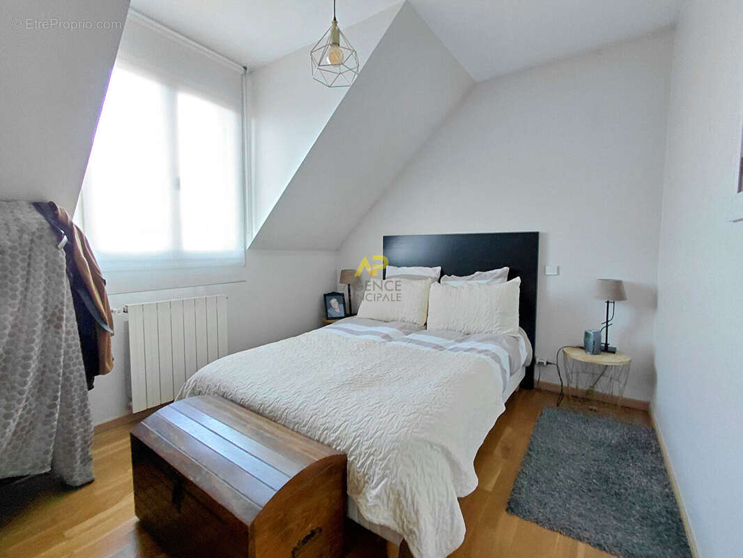 Maison à MONTIGNY-LES-CORMEILLES