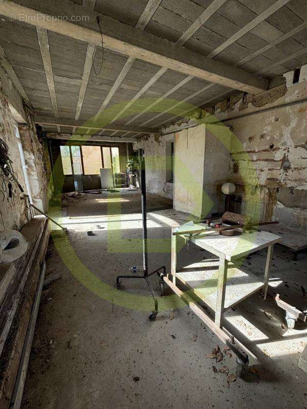 Appartement à CHENERAILLES