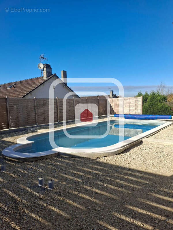 Maison à VOUZIERS