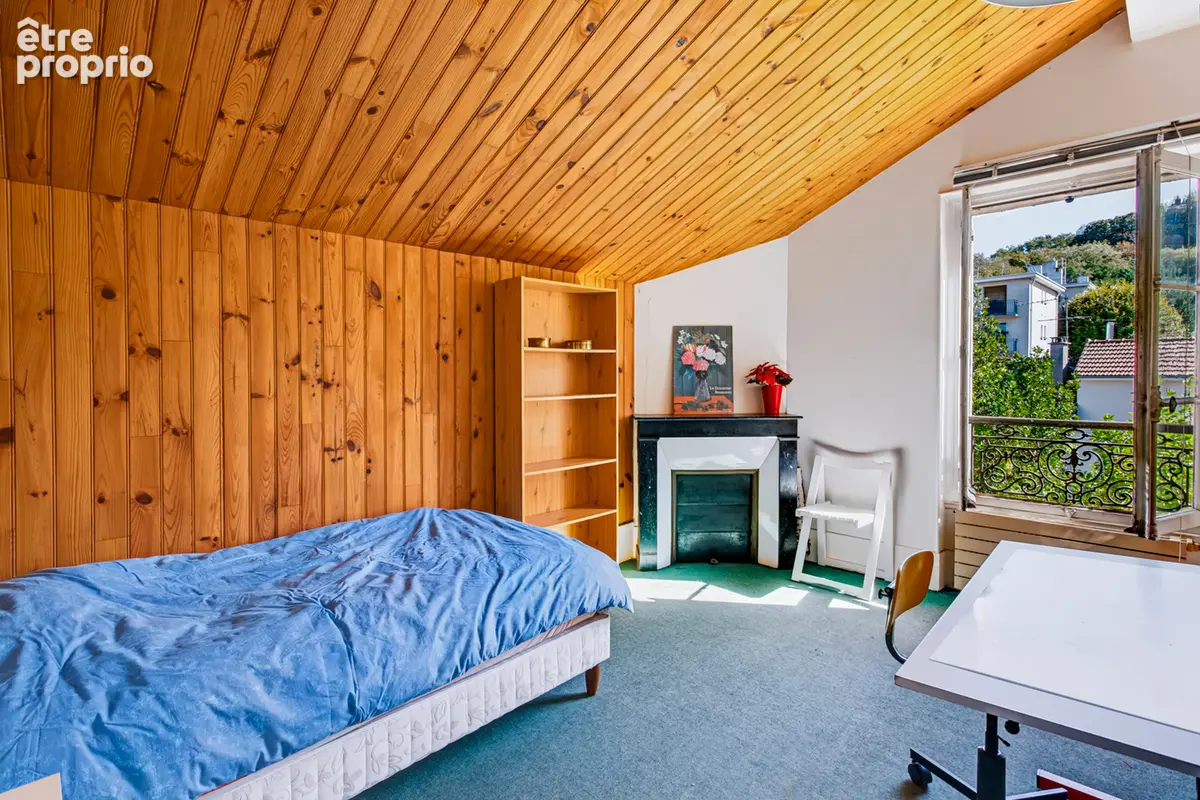 Meulière de 7 pièces à rénover sur 1343m² de terrain - photo 12