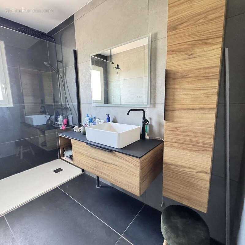 Superbe maison familiale de 153 m2 avec piscine, au calme - photo 19