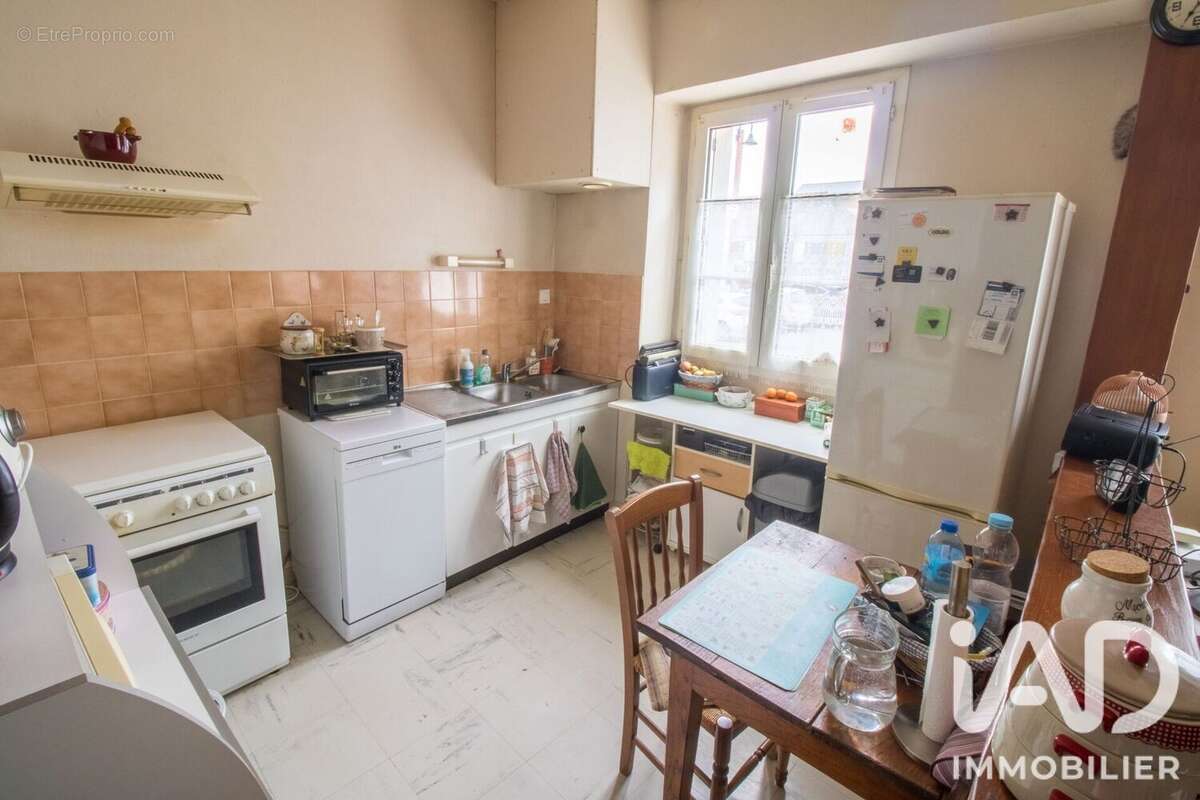 Appartement 71 m² à Retiers  - photo 4