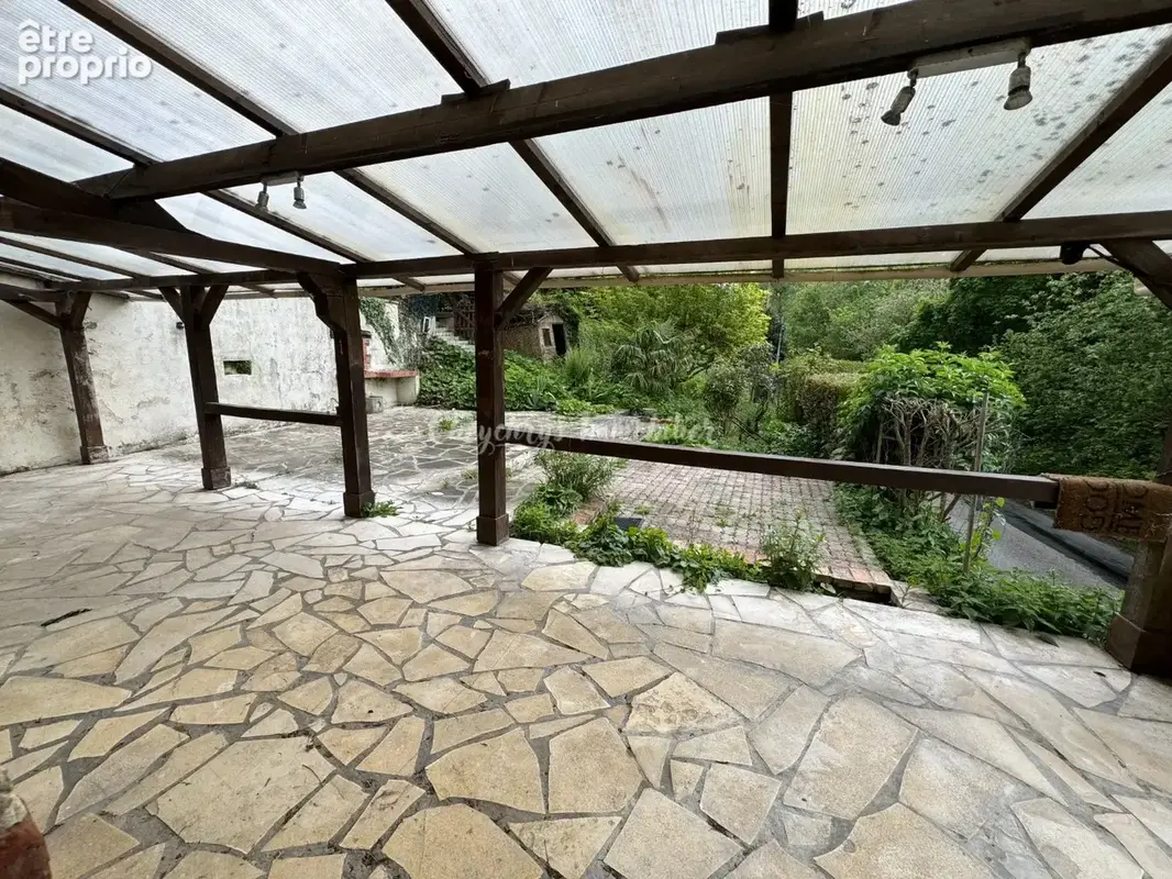 Maison de caractère à Rénover - photo 3