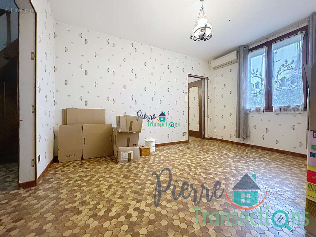 Maison à SAINT-ROMAIN-DE-COLBOSC