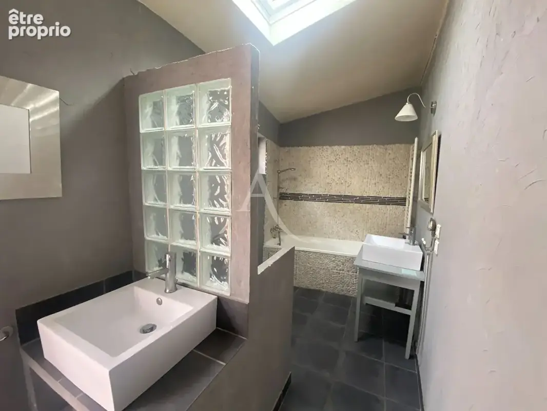 Maison Rochefort, 3 chambres, 1 bureau - photo 9