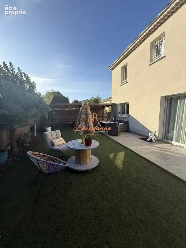 Photo Maison à Montelimar au prix de 329 000€