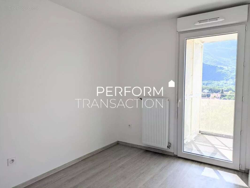 Appartement à ECHIROLLES