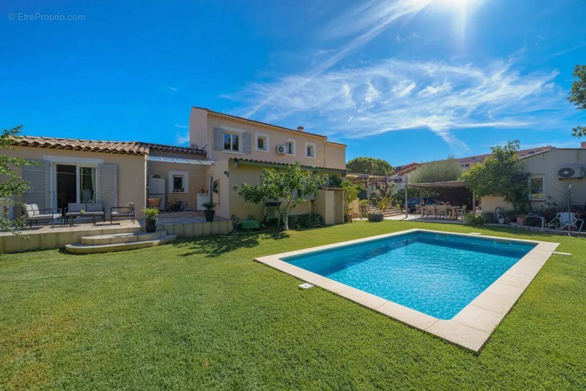 Maison à LA VALETTE-DU-VAR