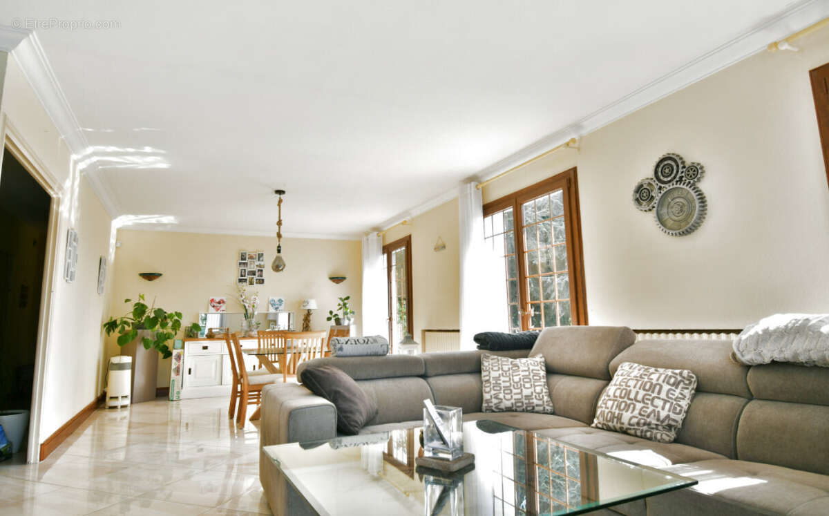 Maison à Peronnas  - photo 4