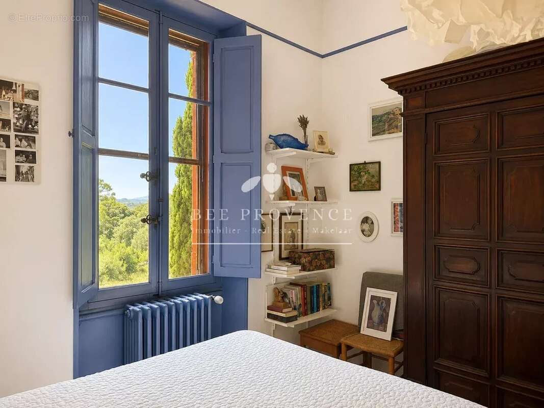 Propriété de caractère dans un cadre exceptionnel, offrant de nombreuses possibilités! - photo 12