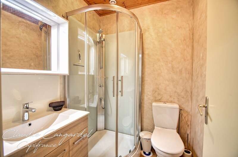 Propriété de charme en bord de rivière, avec activité de gîte Les HERBIERS (85) - photo 31