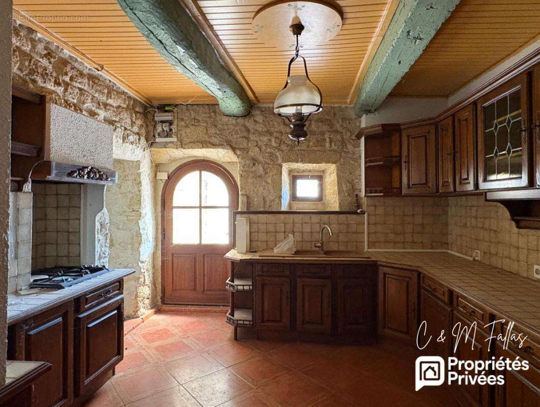 Maison de caractère de 268 m² - Un projet d'exception aux portes d'Avignon - photo 7