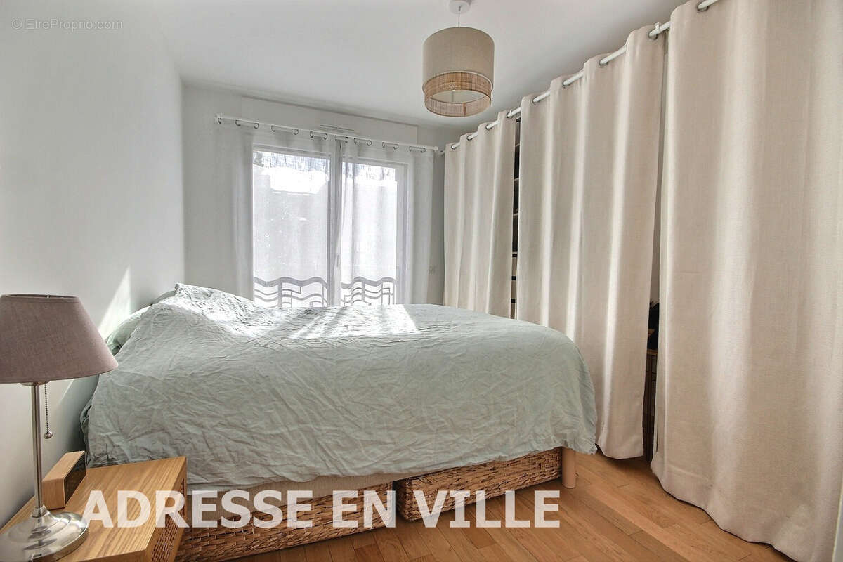 Appartement à LEVALLOIS-PERRET