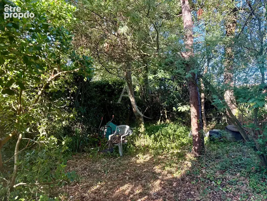 ROCHEFORT : Maison familiale 4 chambres avec jardin, garage et fort potentiel - photo 18