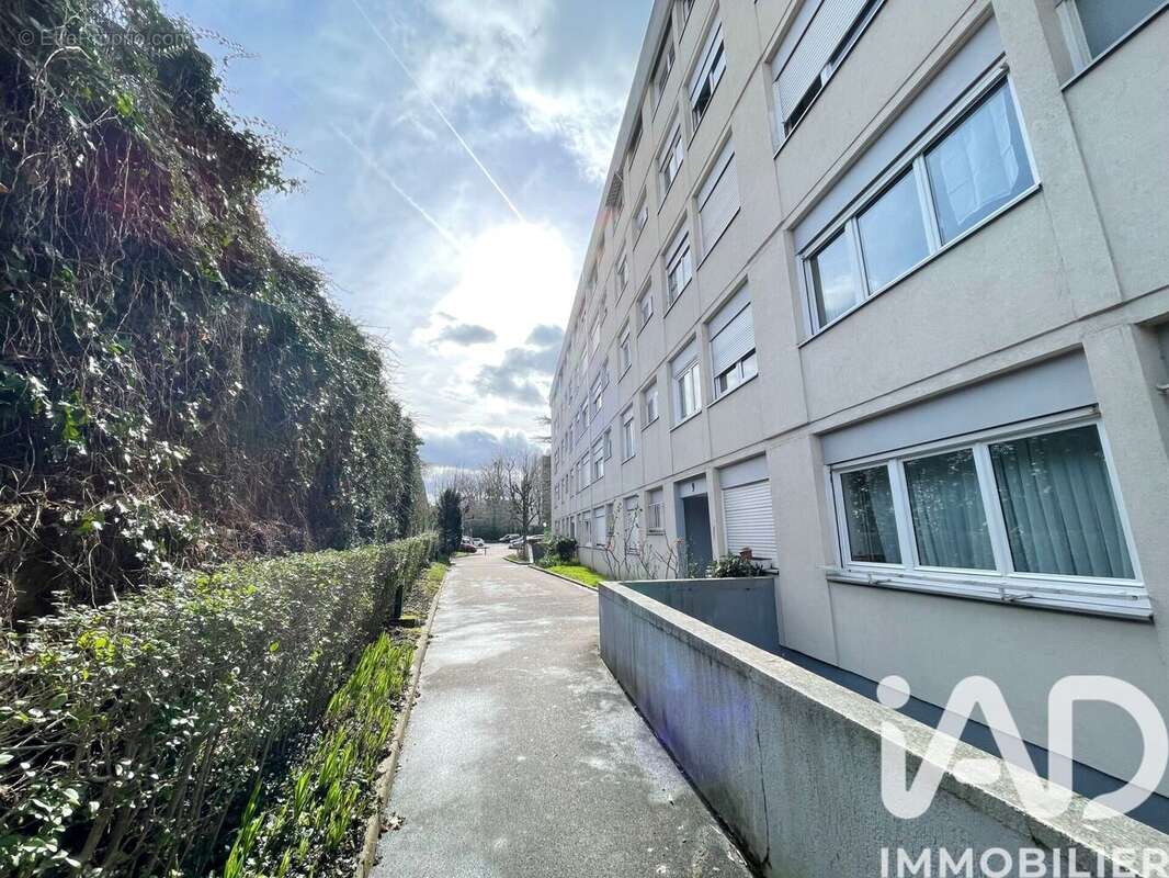 Photo 8 - Appartement à CLICHY-SOUS-BOIS