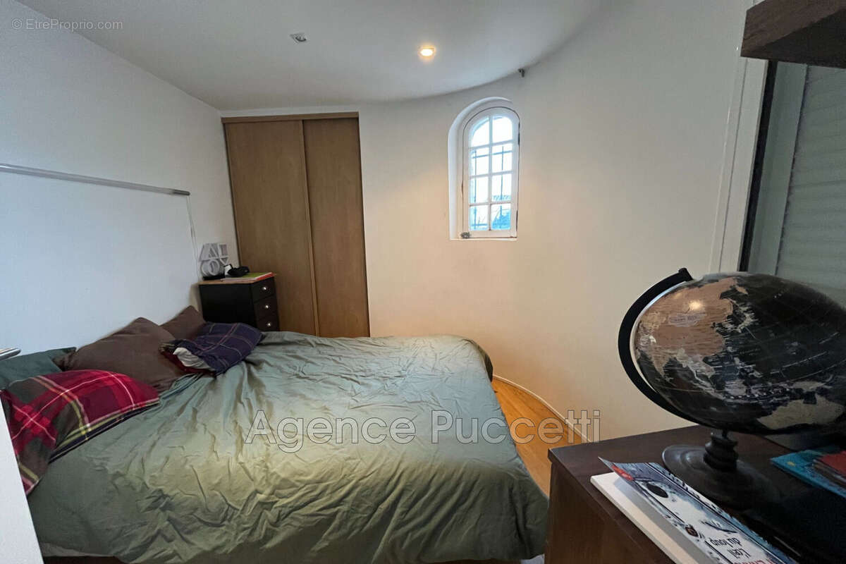 Appartement à VENCE